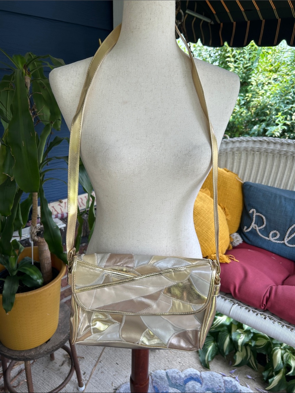Vintage Gold Patchwork Crossbody Bag - Picture 1 of 8